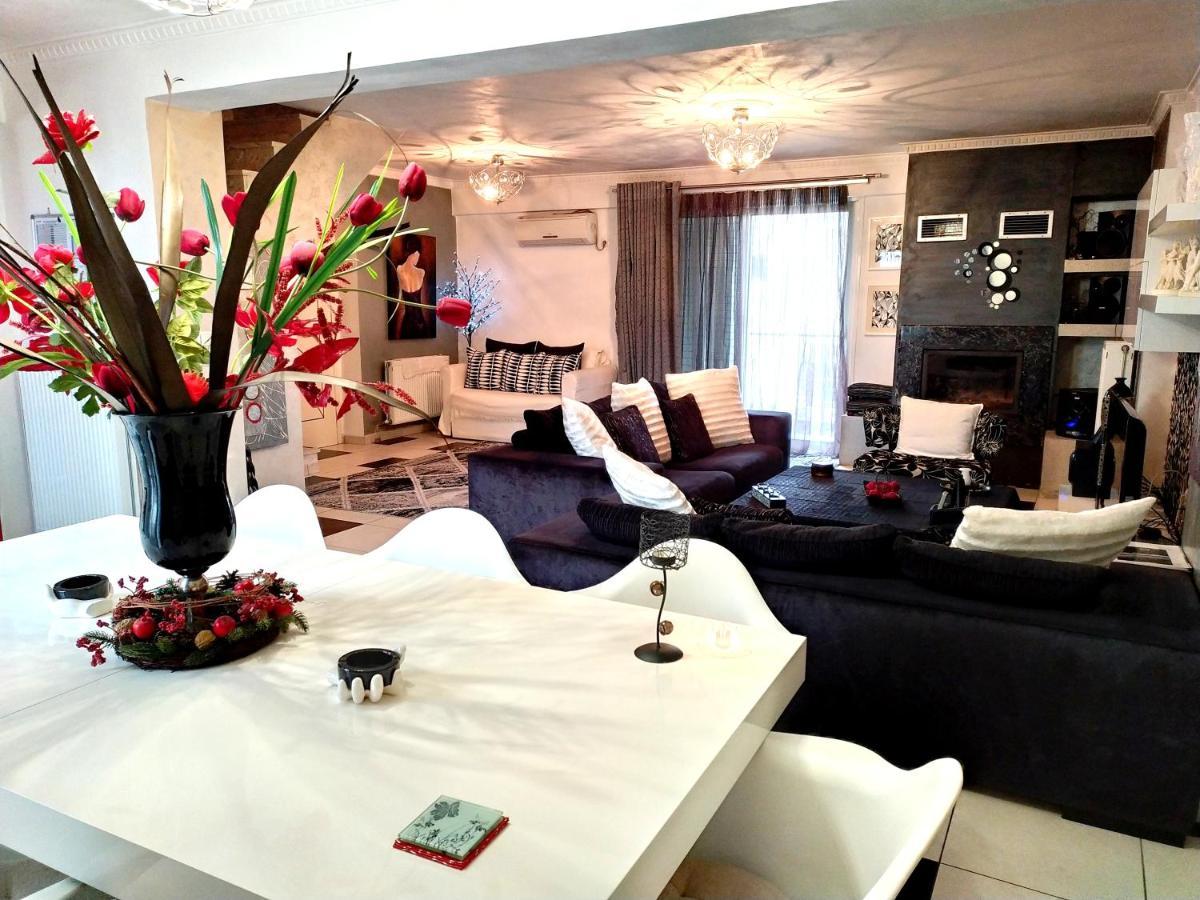 Appartamento Greek Hospitality 2 Atene Esterno foto