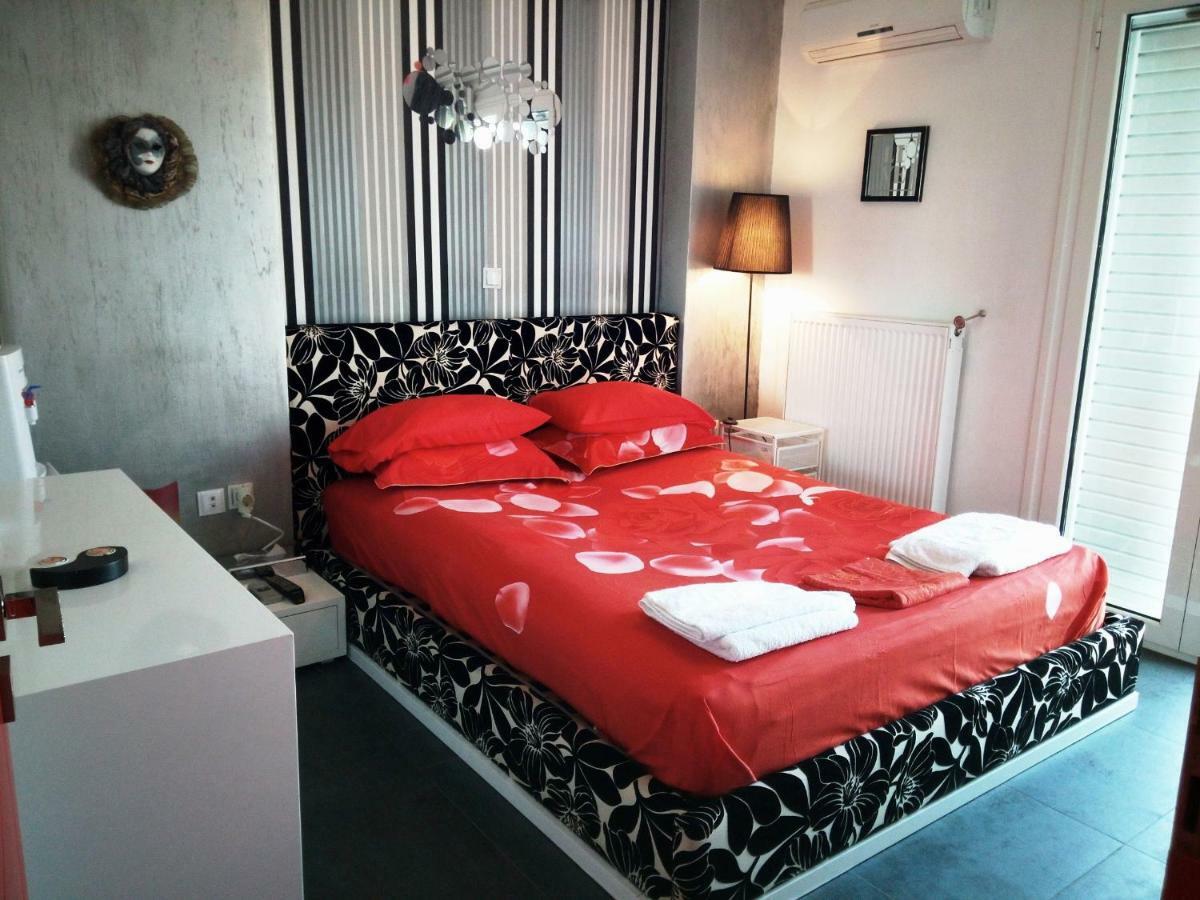 Appartamento Greek Hospitality 2 Atene Esterno foto