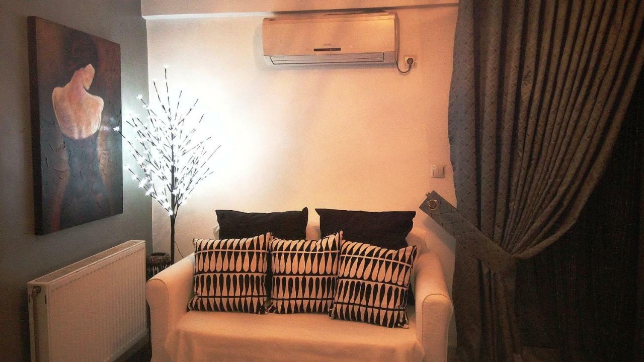 Appartamento Greek Hospitality 2 Atene Esterno foto
