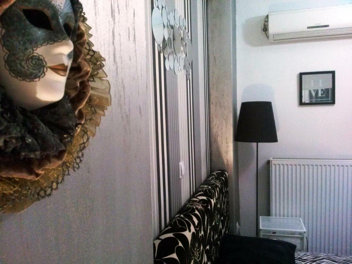 Appartamento Greek Hospitality 2 Atene Esterno foto