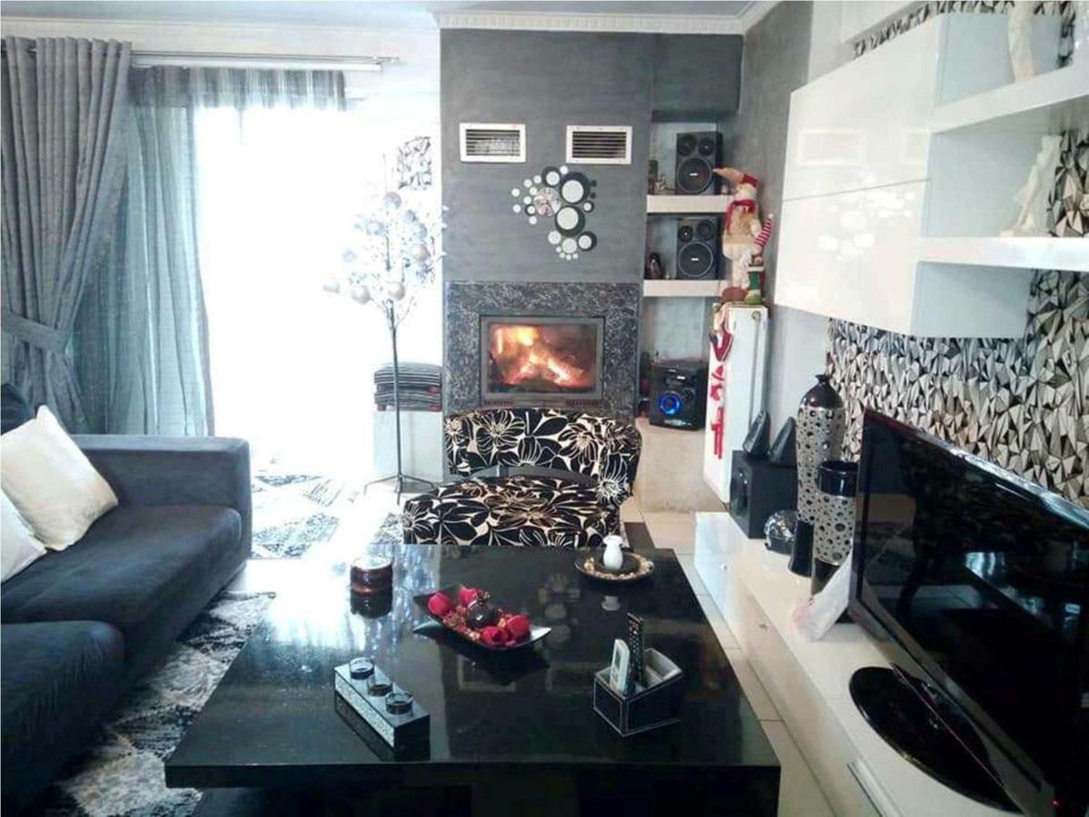 Appartamento Greek Hospitality 2 Atene Esterno foto
