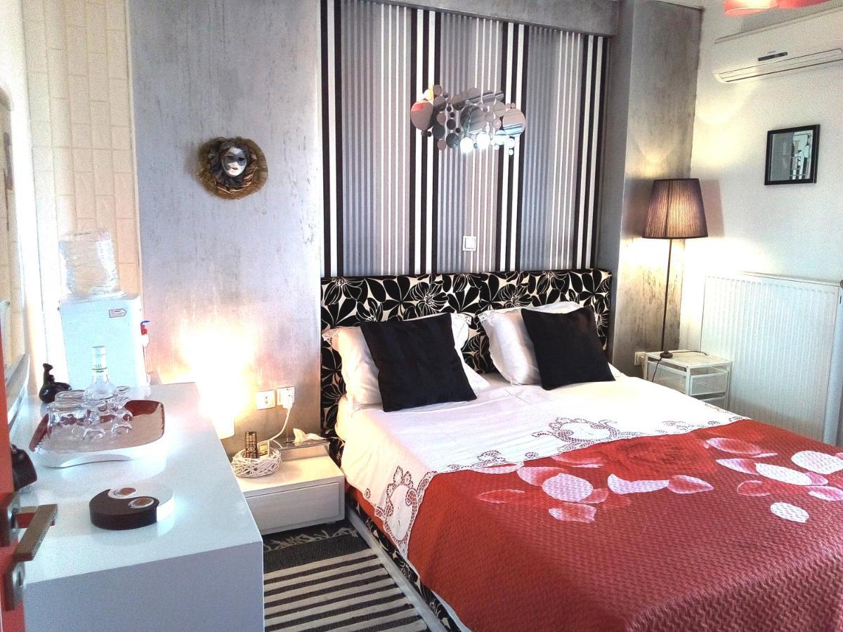 Appartamento Greek Hospitality 2 Atene Esterno foto